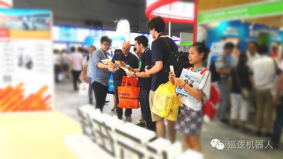 尚云在線助力國(guó)際機(jī)器人展 開拓巡邏機(jī)器人市場(chǎng)(圖6) 尚云在線助力國(guó)際機(jī)器人展 開拓巡邏機(jī)器人市場(chǎng)(圖6)