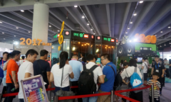 咪噠miniK首秀2017天翼展,攜加強(qiáng)版引領(lǐng)智能娛樂熱潮
